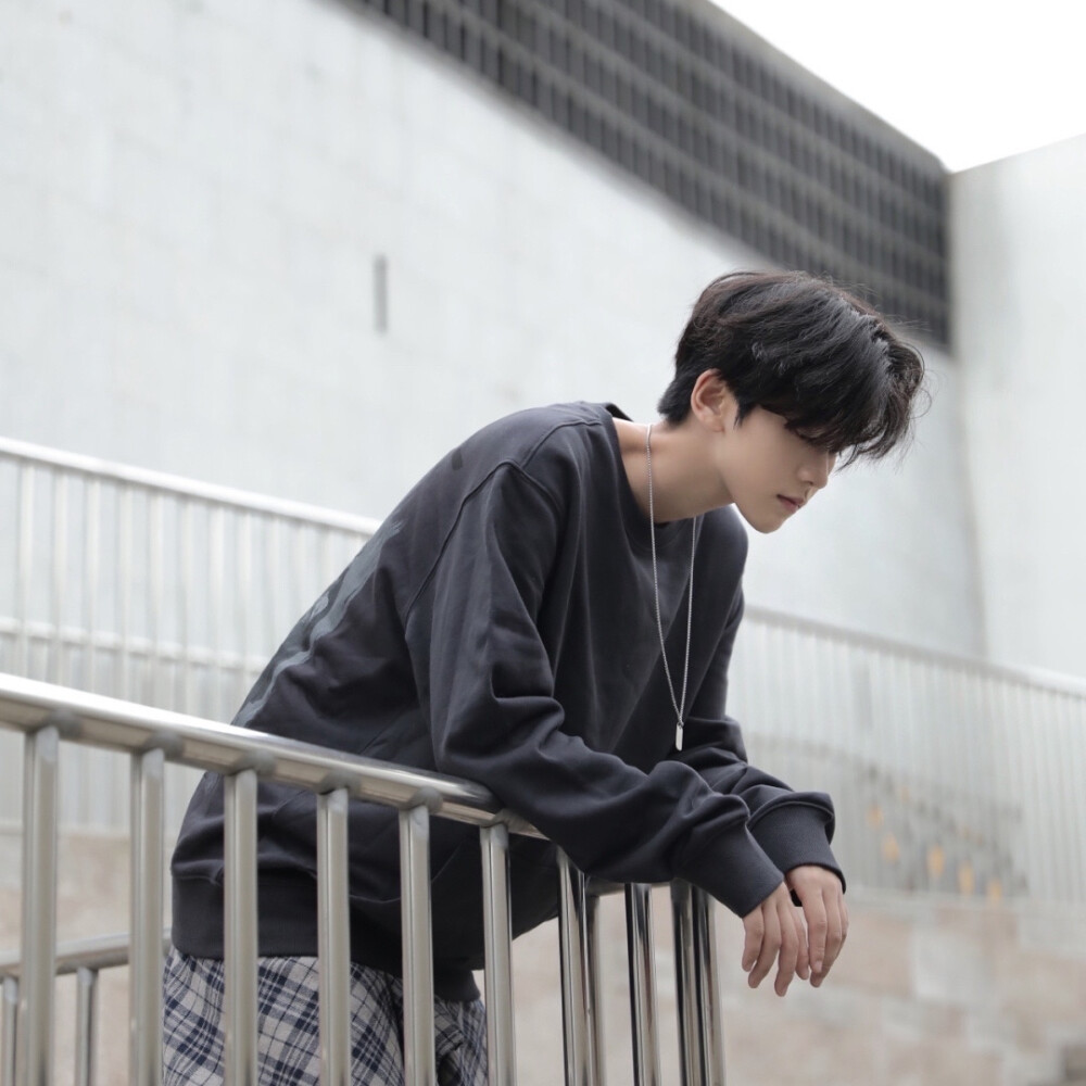 有哪些让女生一眼就心动的微信男头像? - 知乎