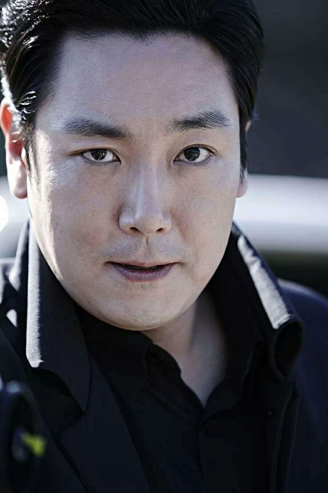 如何评价韩国演员赵震雄的演技? - 知乎