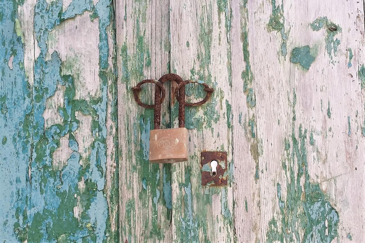 铝合金窗保养小技巧