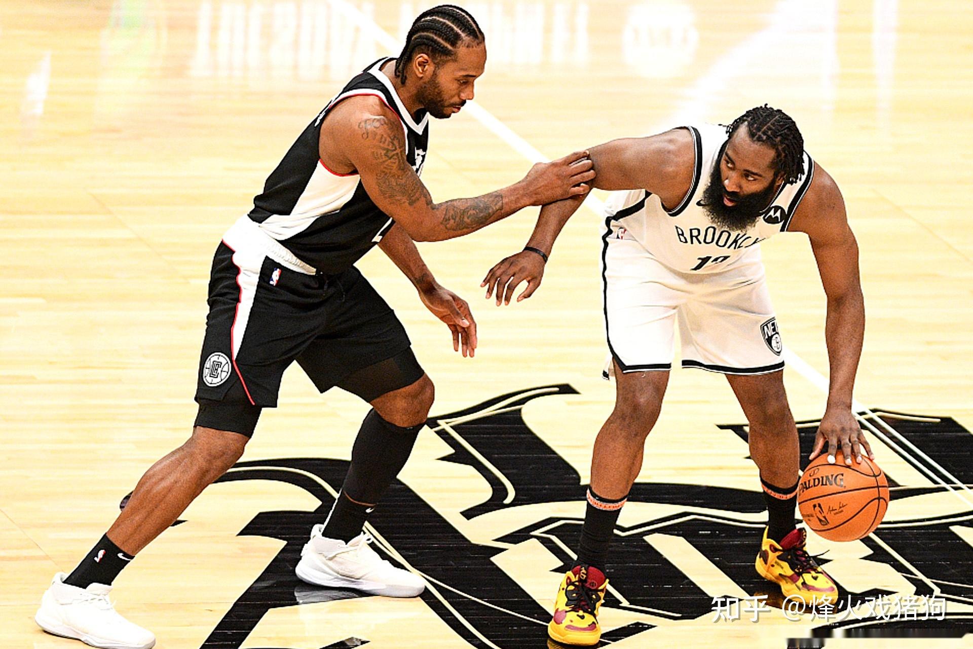 哈登与伦纳德默契渐增 快船双核驱动冲击季后赛新高度