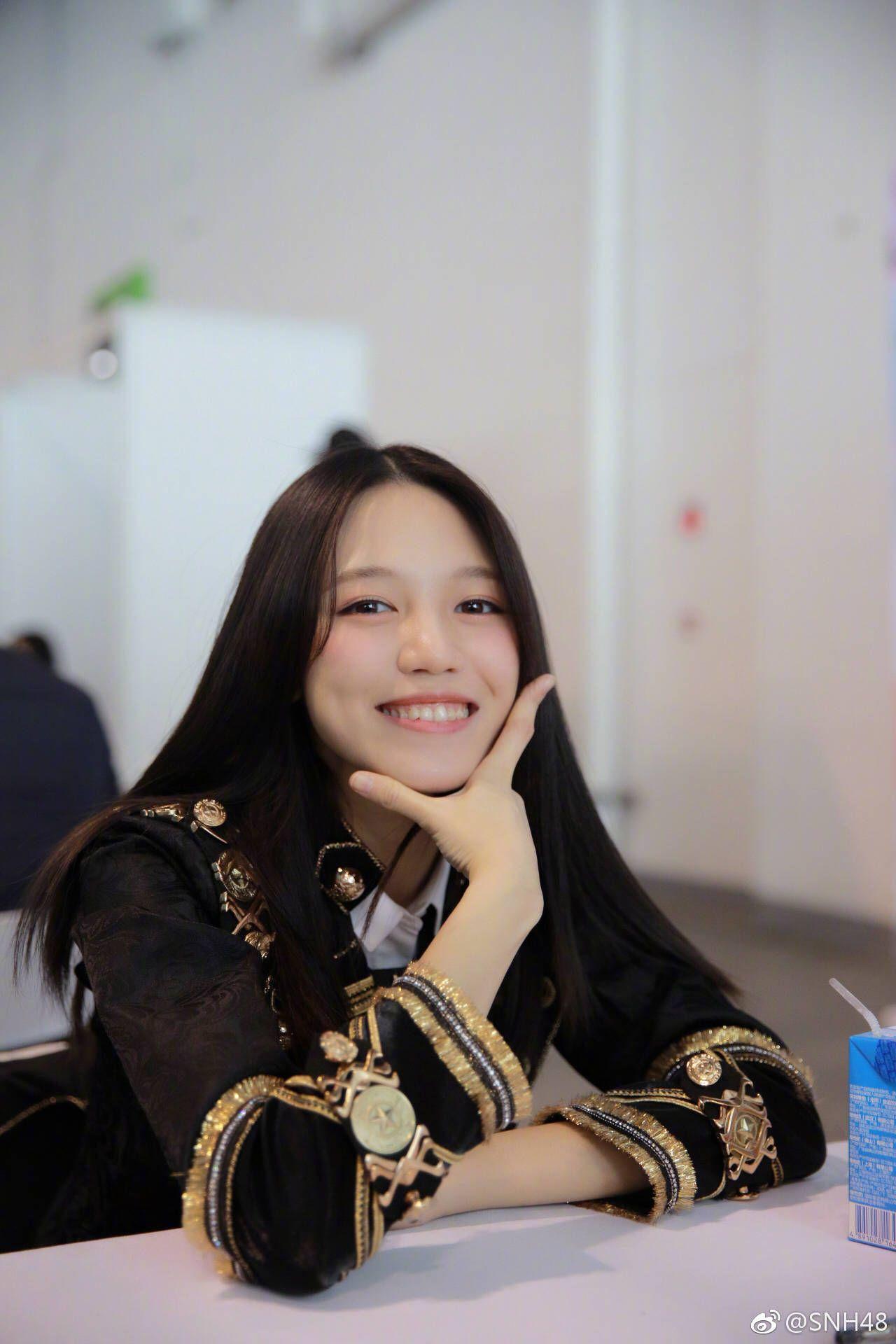 这是什么时候的易嘉爱?以及你对她的真情实感. - 知乎