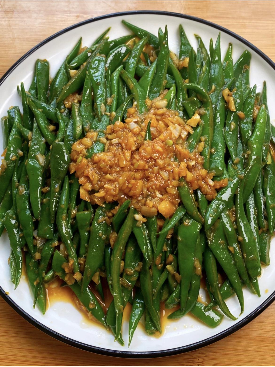 家常菜蒜蓉四季豆