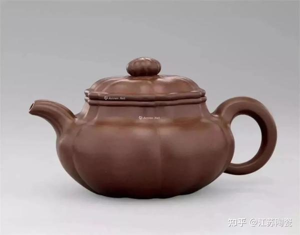 中国工芸師 顧鵬程造 栄天紫砂壺 細工彫り『龍文』 原鉱泥手造り