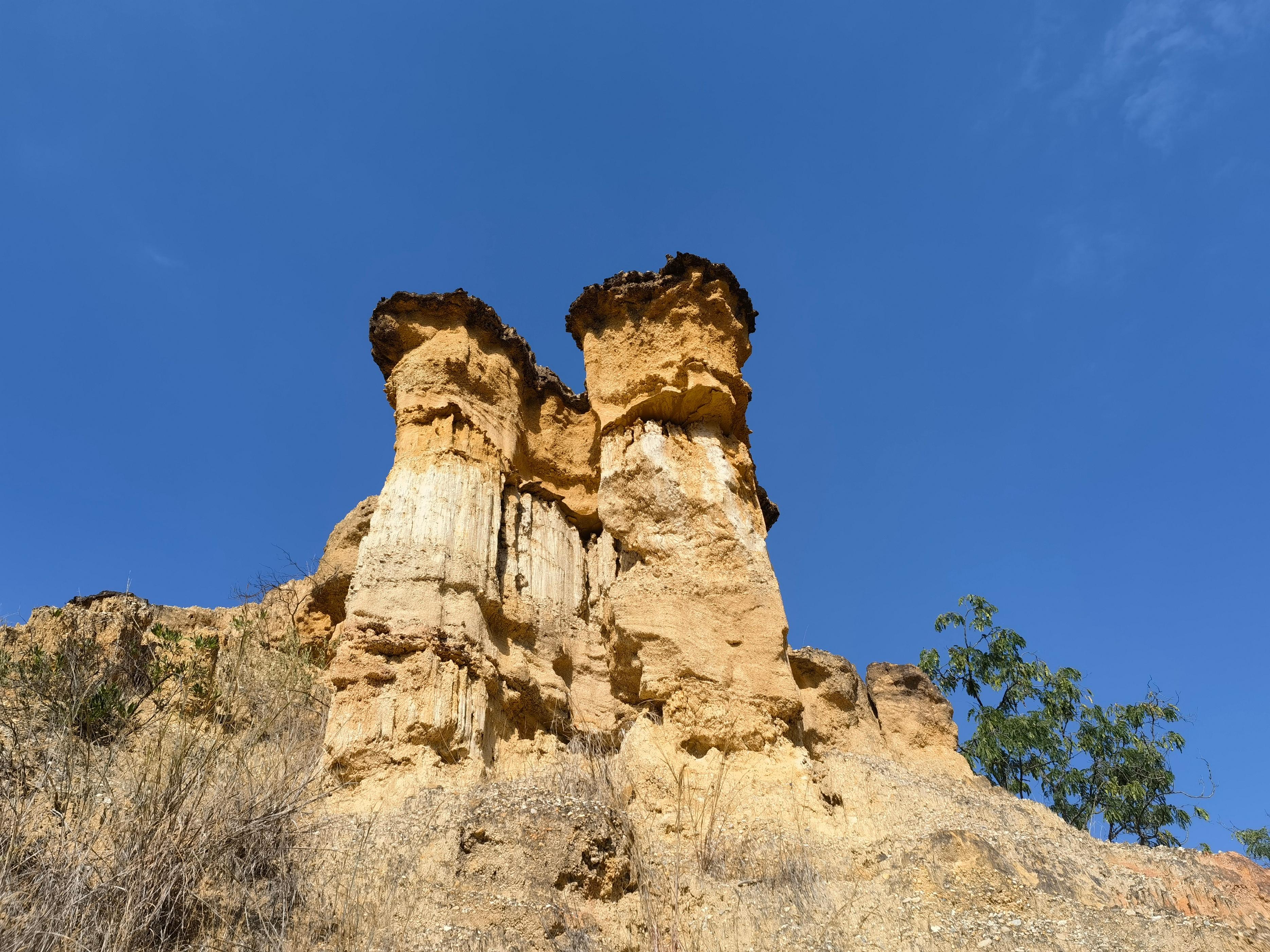 走进元谋物茂土林领略大自然的鬼斧神工进入景区道路还需改造