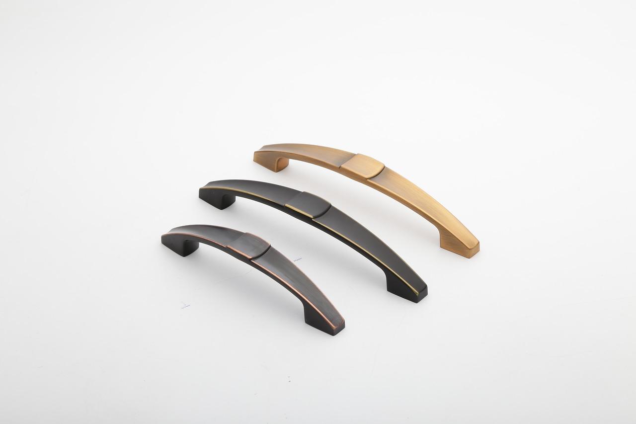 隐形拉手如何安装