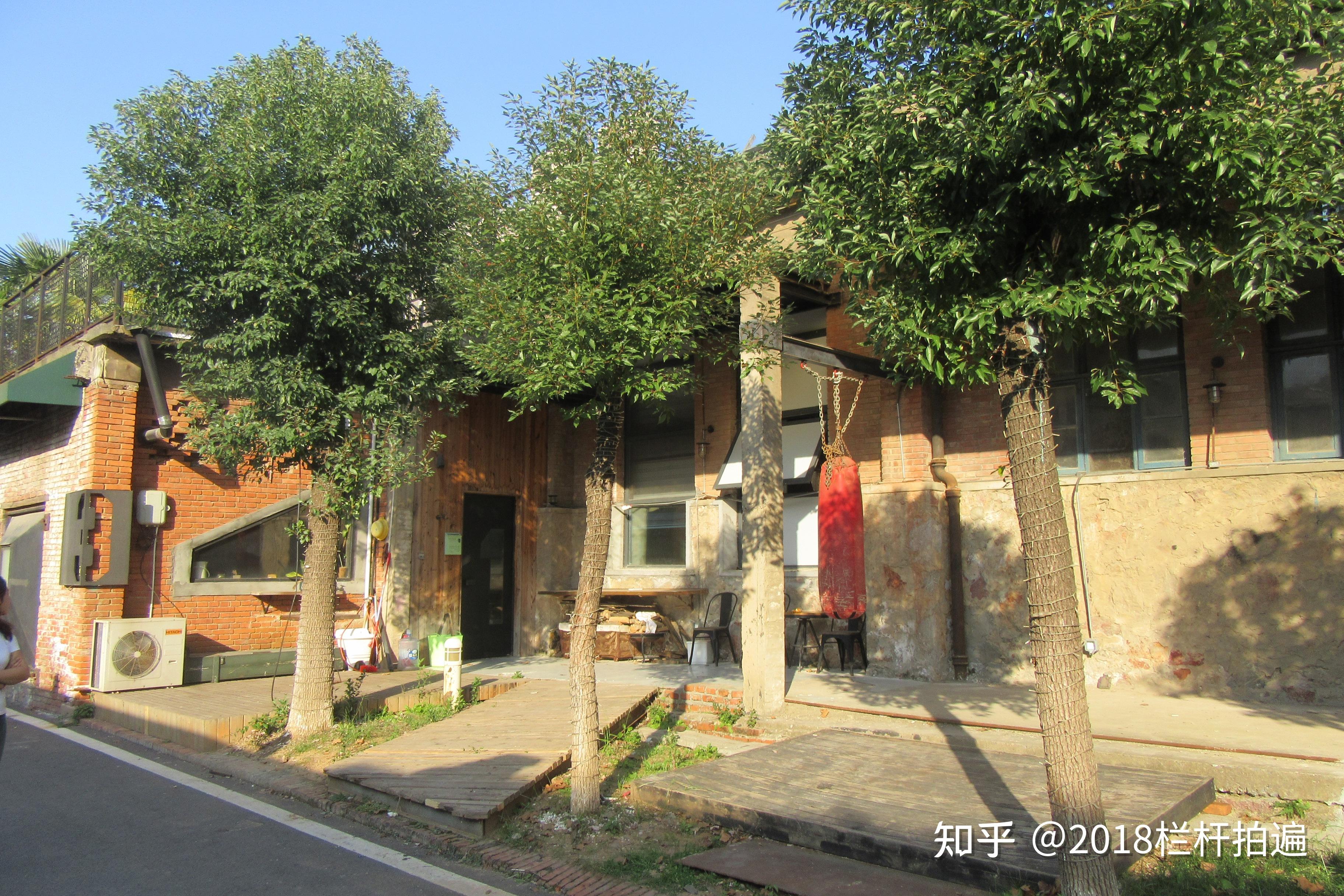 襄阳:电影《你好,李焕英》外景地"603文化创意产业园"