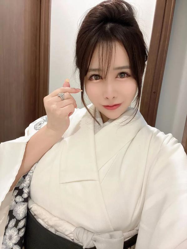日本上台女优保护法遭到女优们的强烈反对 知乎 