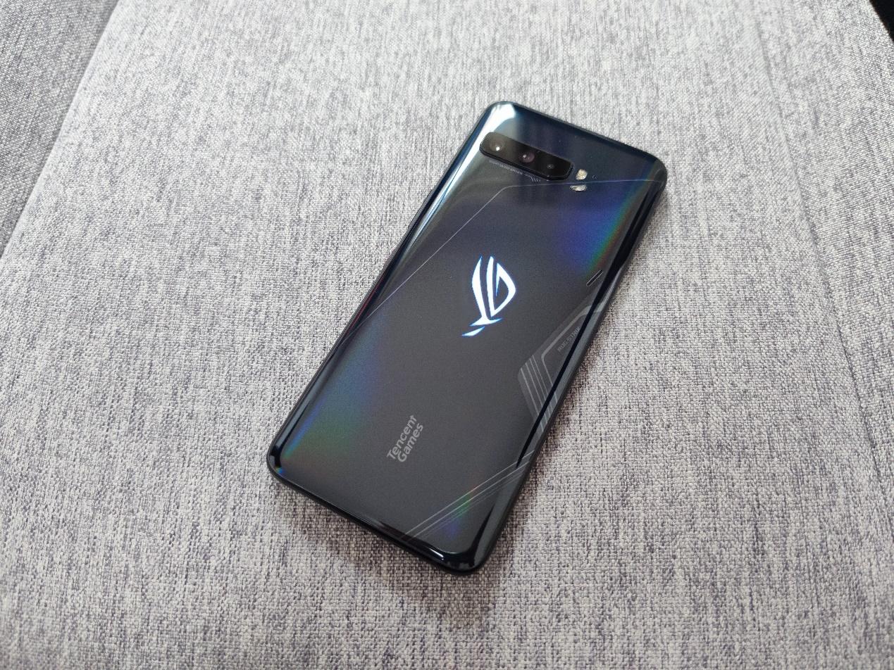 腾讯游戏手机rog3上手体验为游戏玩家而生属于你的电竞信仰