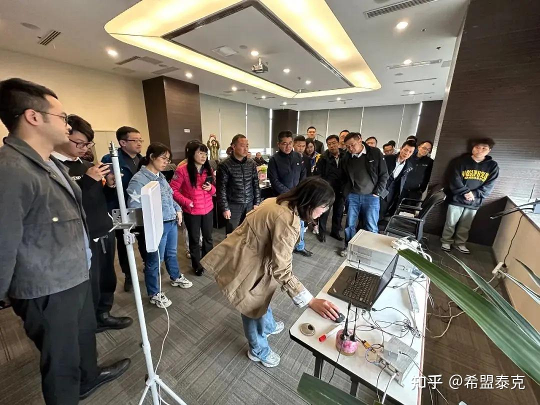 克里斯海姆斯沃斯在电影界的表现及其对角色塑造的独特理解