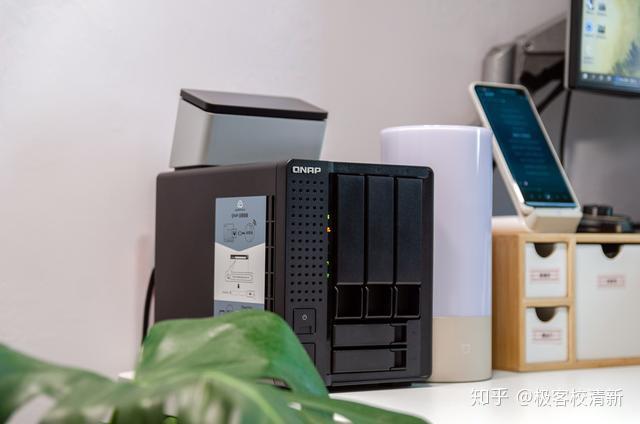 入门级NAS,群晖好还是威联通好?是不是4盘起步?说是2盘终究逃不过升级?预算有限,求推荐!?插图31 入门级NAS,群晖好还是威联通好?是不是4盘起步?说是2盘终究逃不过升级?预算有限,求推荐!?插图31