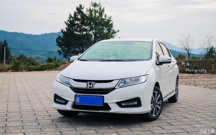 认证车主年终福利热爱我的热爱本田新锋范年终写真欣赏