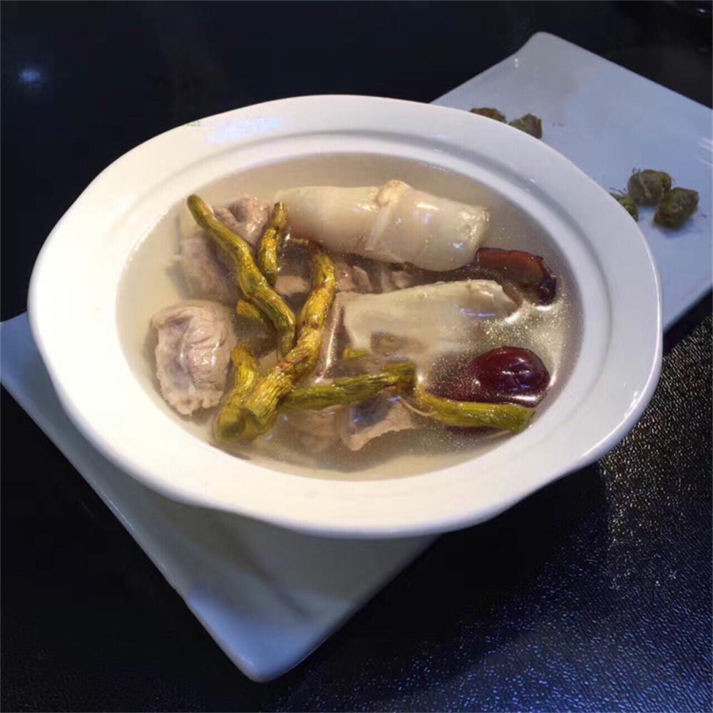 石斛的禁忌有哪些石斛煲汤应该和哪些食材搭配呢