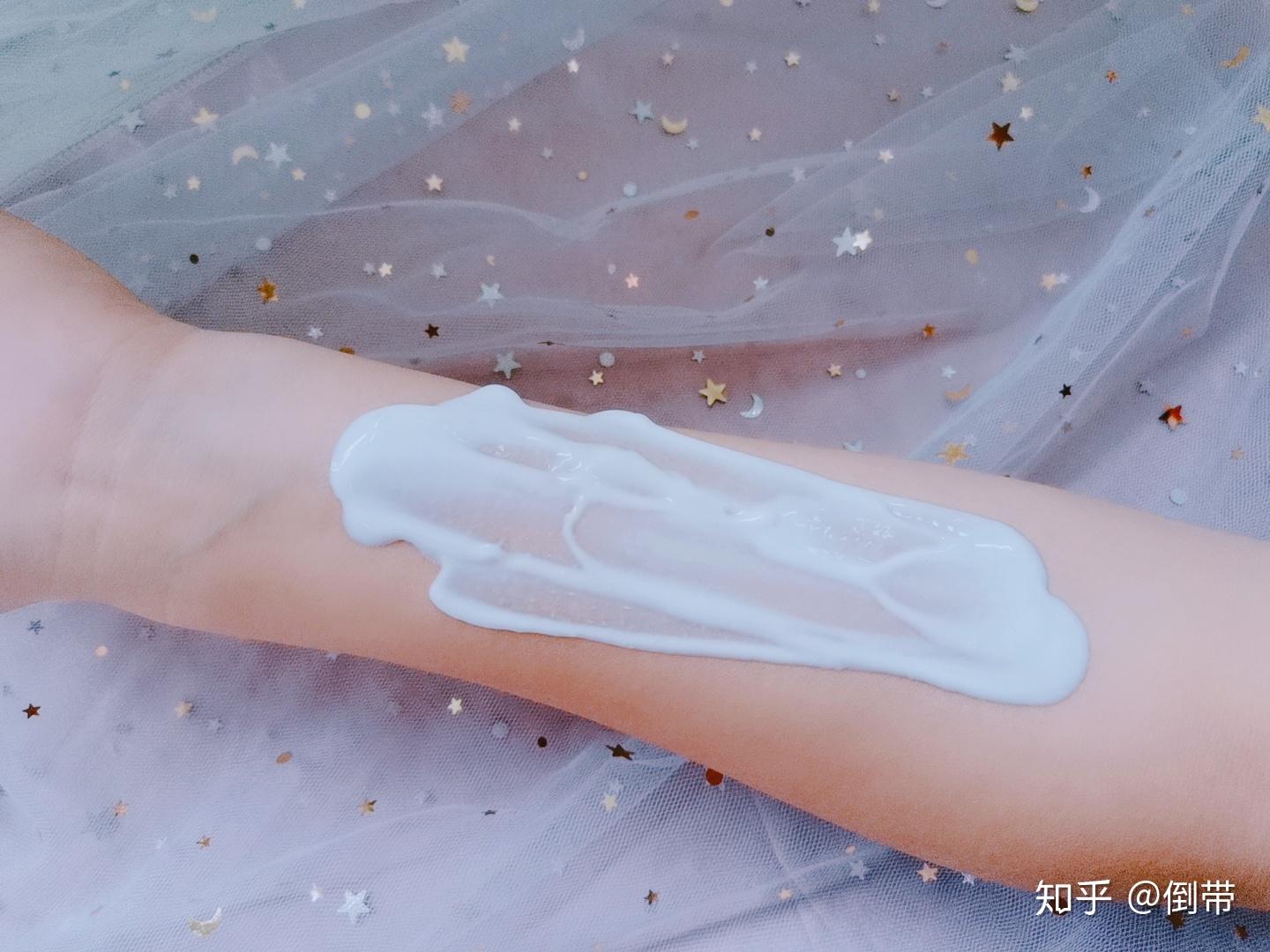 洗完澡不擦干直接涂身体乳(洗完澡不擦干直接涂身体乳好吗)