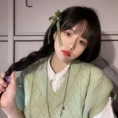 2024温柔到极致的女生头像(共16张)