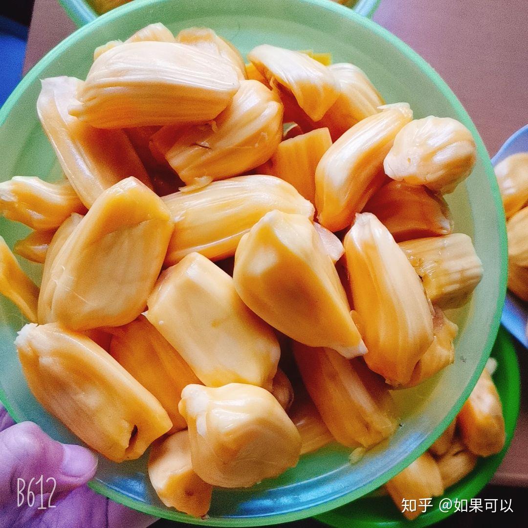 台湾街头 巨型水果 菠萝蜜和榴莲的切割技巧-美食视频-搜狐视频
