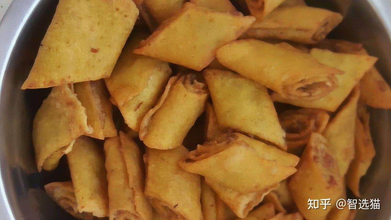 作为贴近生活的地方美食,饹馇不仅在百姓过年庆节,婚丧喜庆和接待宾朋