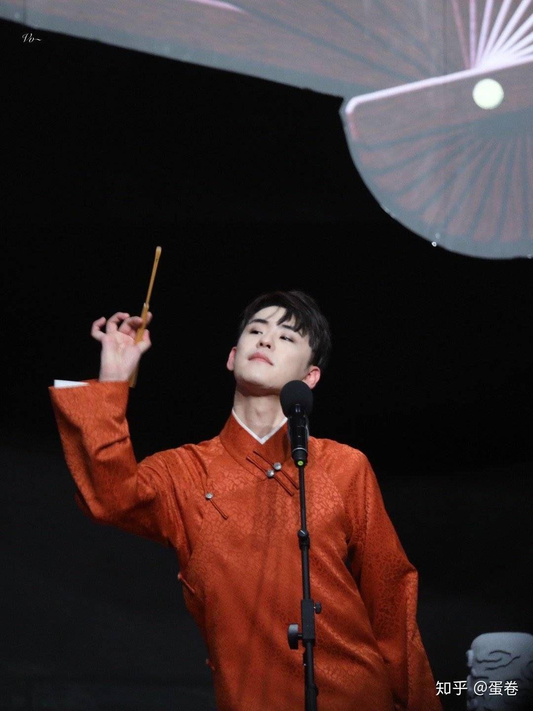 有没有张云雷杨九郎穿大褂图? - 知乎