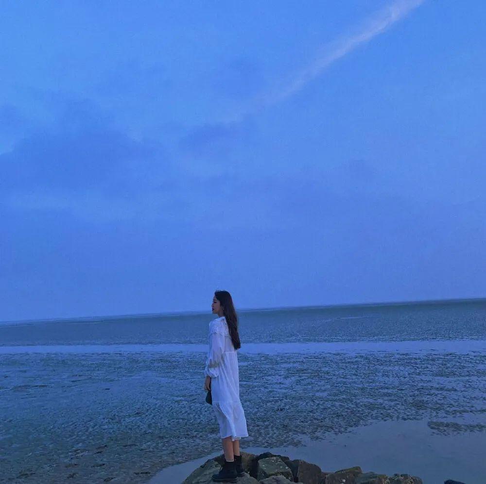 有没有好看的海边情侣头像