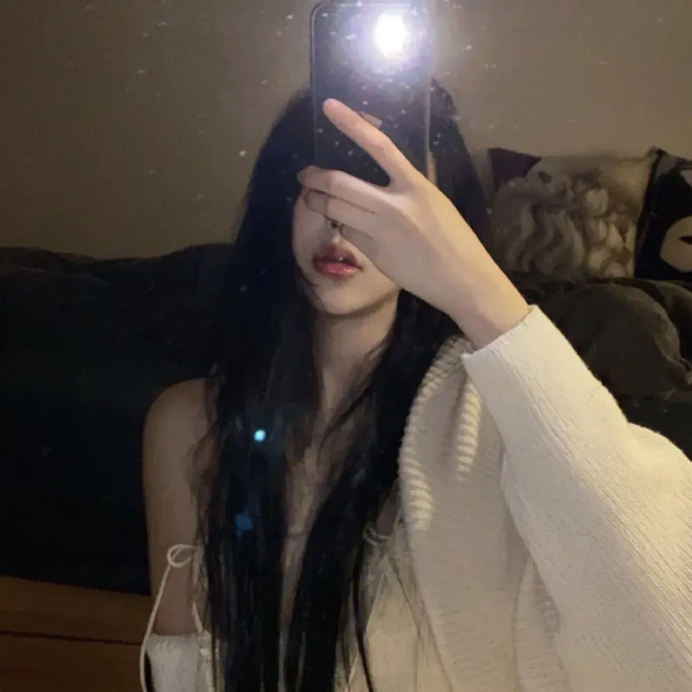 氛围感的女生微信头像有哪些