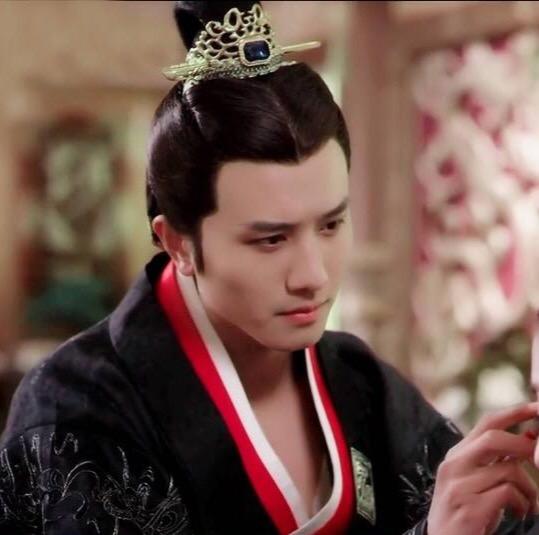 大齐三年,我嫁给了最不得宠的皇七子