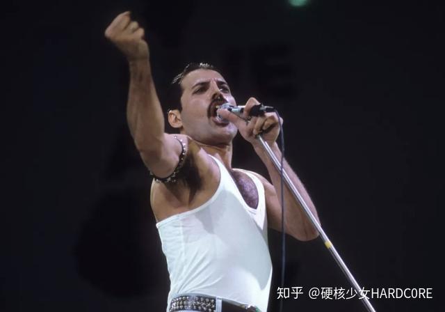 关于queen乐队主唱弗莱迪默克里freddiemercury你需要知道的那些事