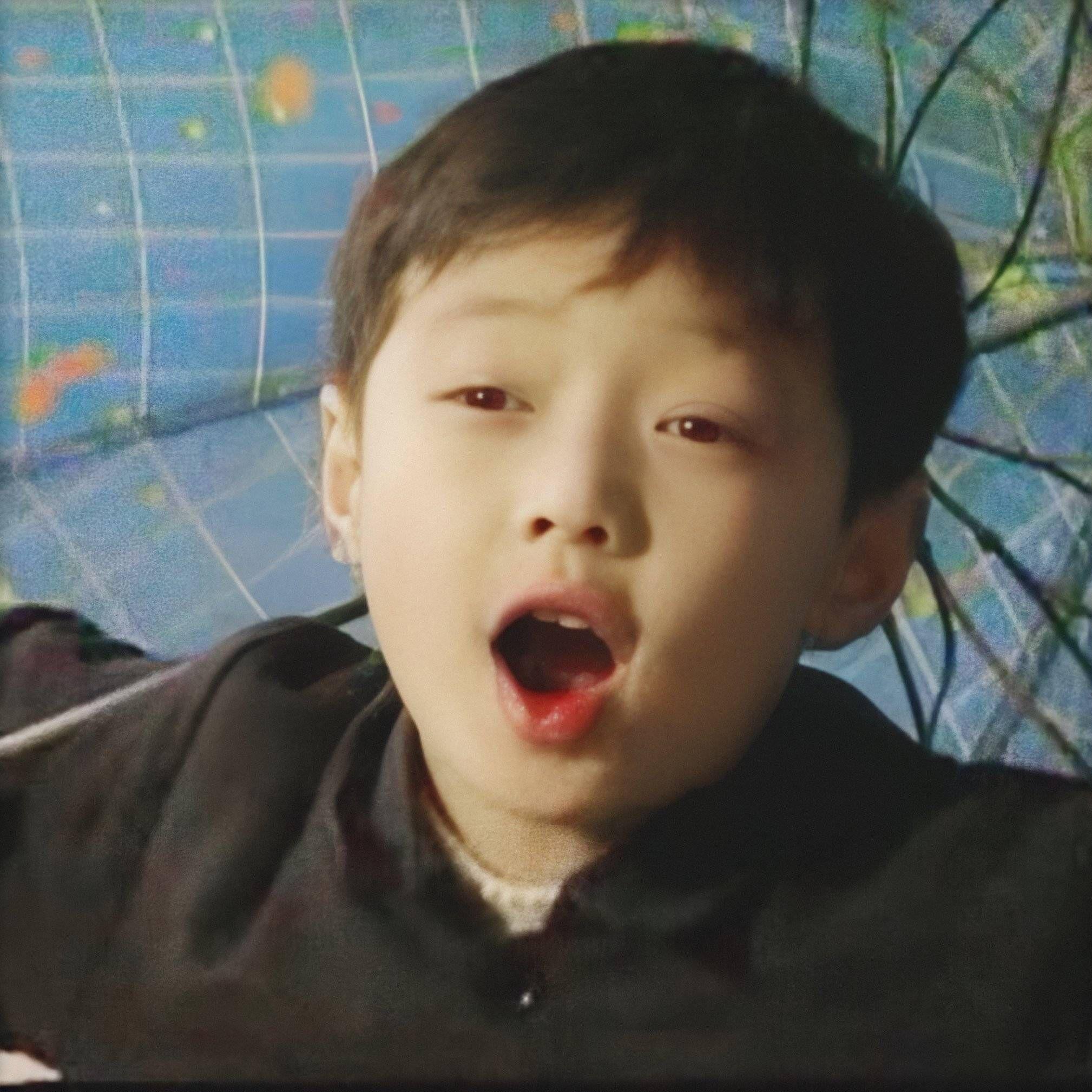 张艺兴小时候欢欢哪些可爱图片可以做头像?