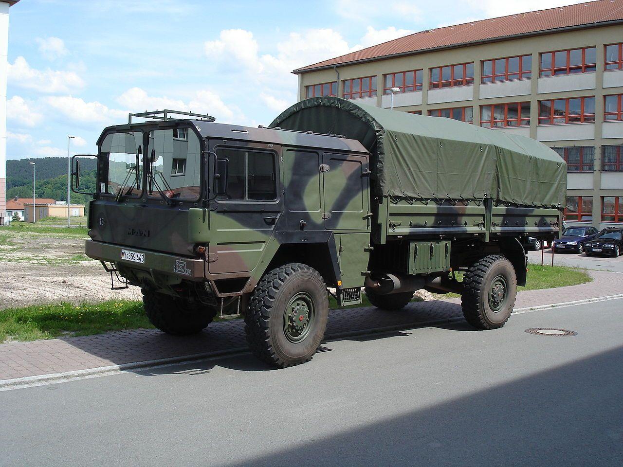 美国m35/a2卡车美国m35卡车车辆俄罗斯2s12型120mm迫击炮法国mo
