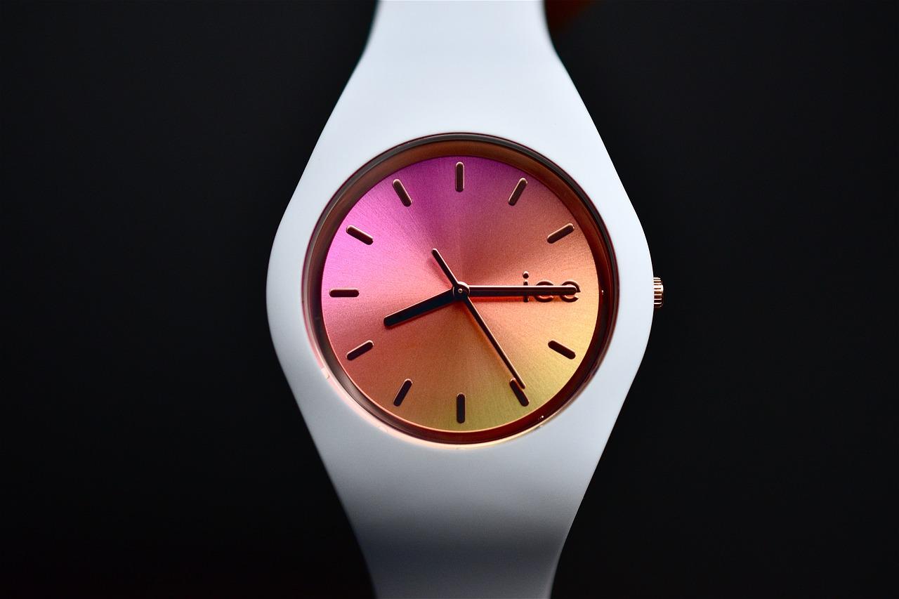 一分钟故事：时间里的温暖瞬间