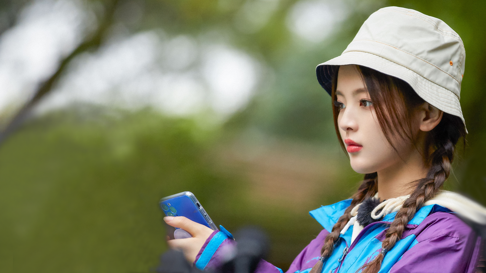 村民们都收藏了哪些杨超越1080p以上分辨率的电脑桌面或者手机壁纸?