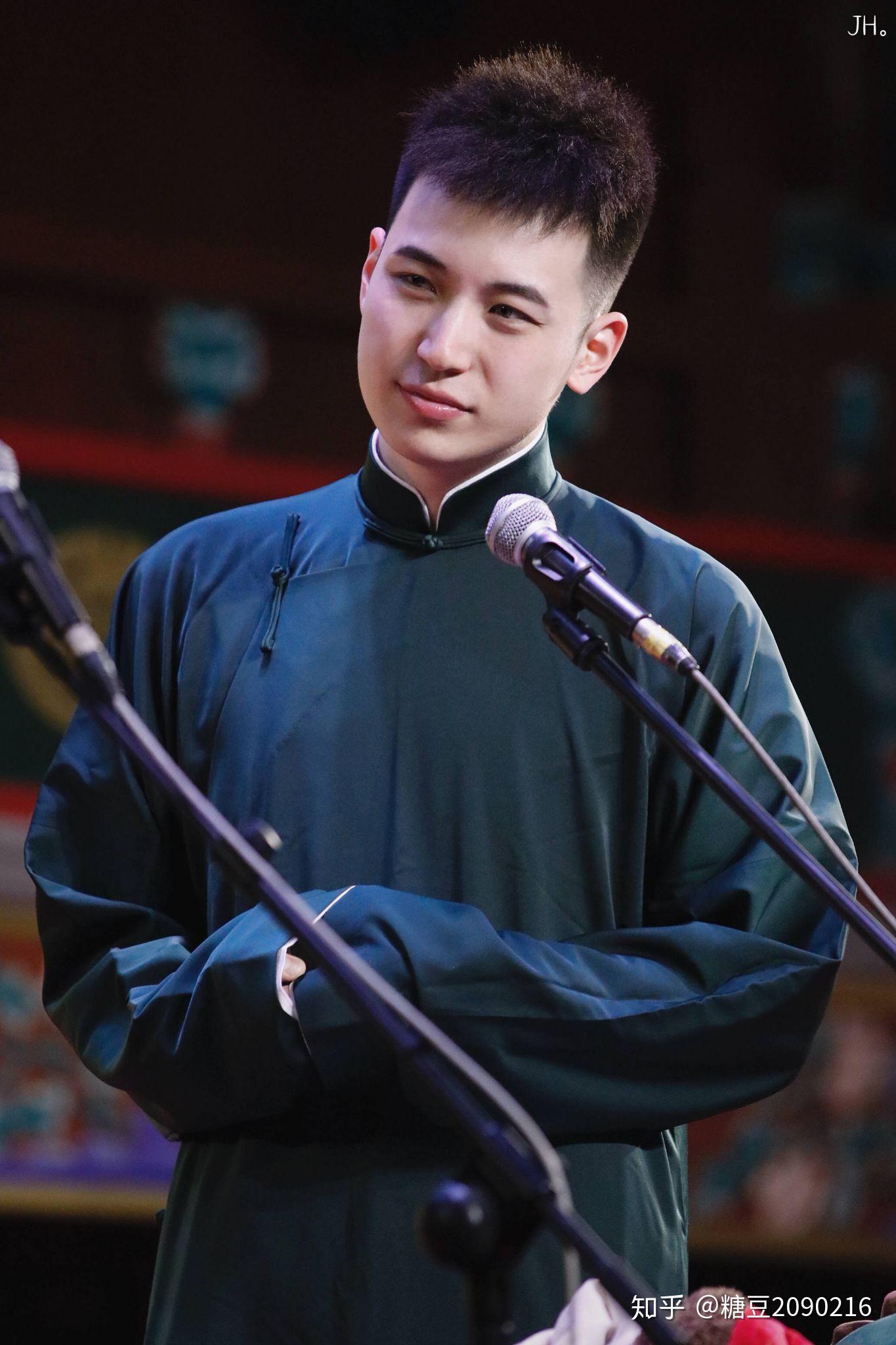 有没有德云社相声演员王九龙好看的照片