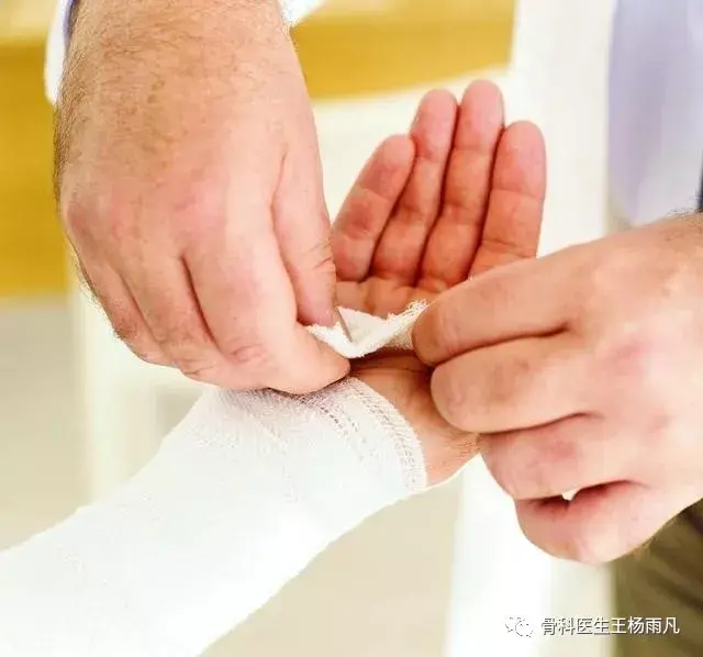 伤口换药是越勤越好吗?切口拆线是越晚越好吗? - 知乎
