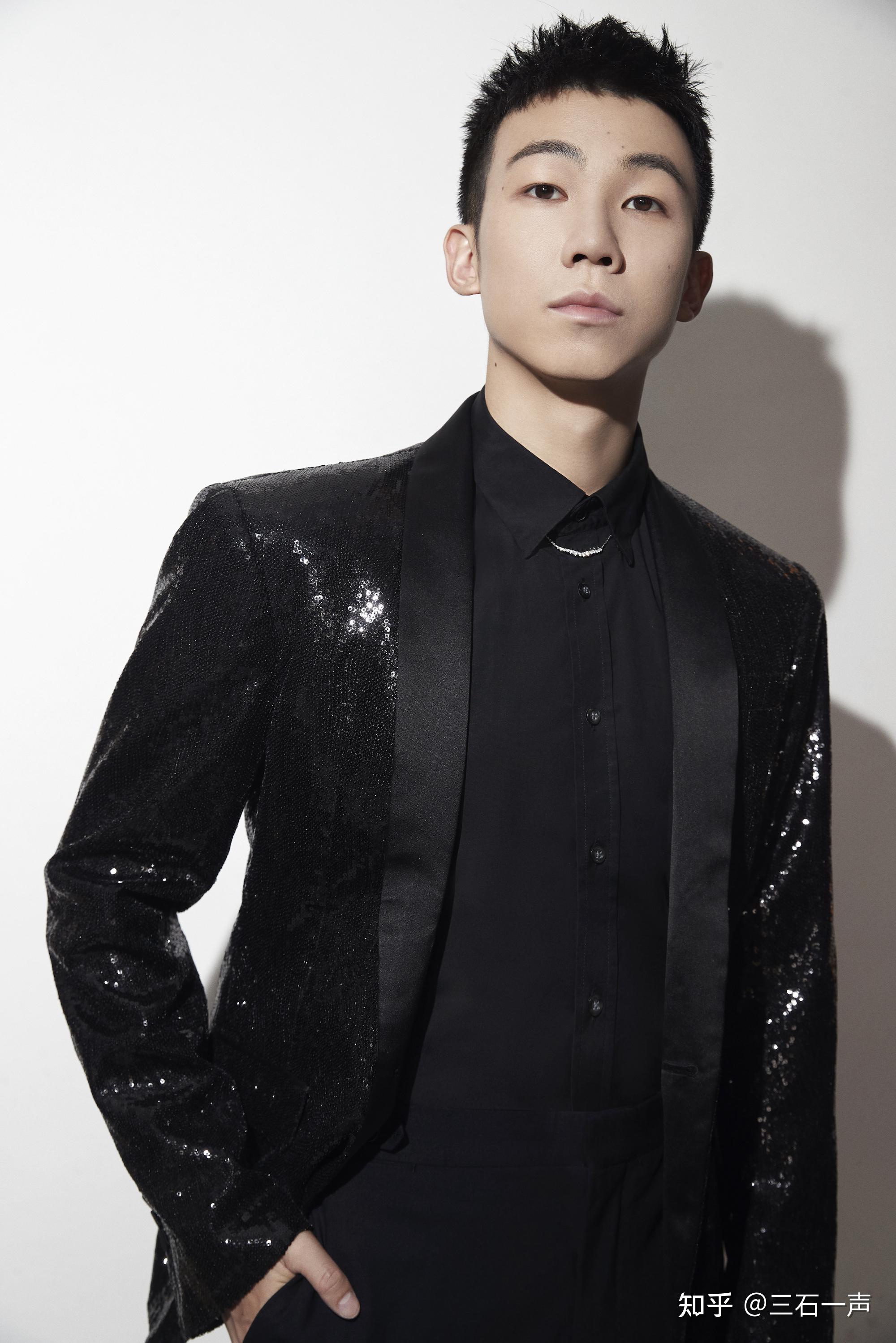 你对白举纲全新 ep 《乘客请注意》怎么看? - 知乎