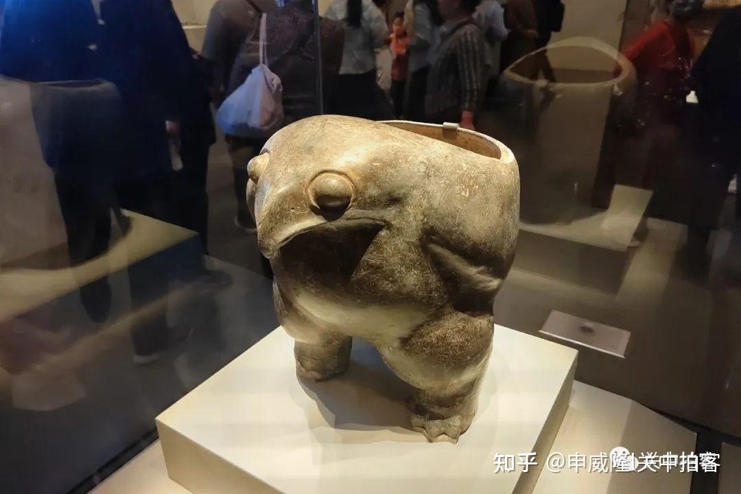 走进国家博物馆:看望渭南市出土的鹰形陶鼎 - 知乎