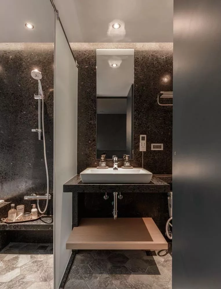 忍无可忍4招爆改暗卫设计从此告别卫生间黑闷潮臭