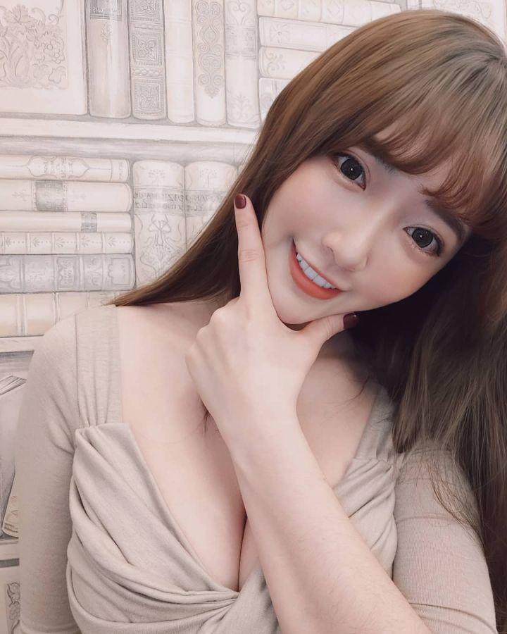 v2-c54ba70783b48e50537e72b7b94a76ac_1440w.jpg?source=172ae18b