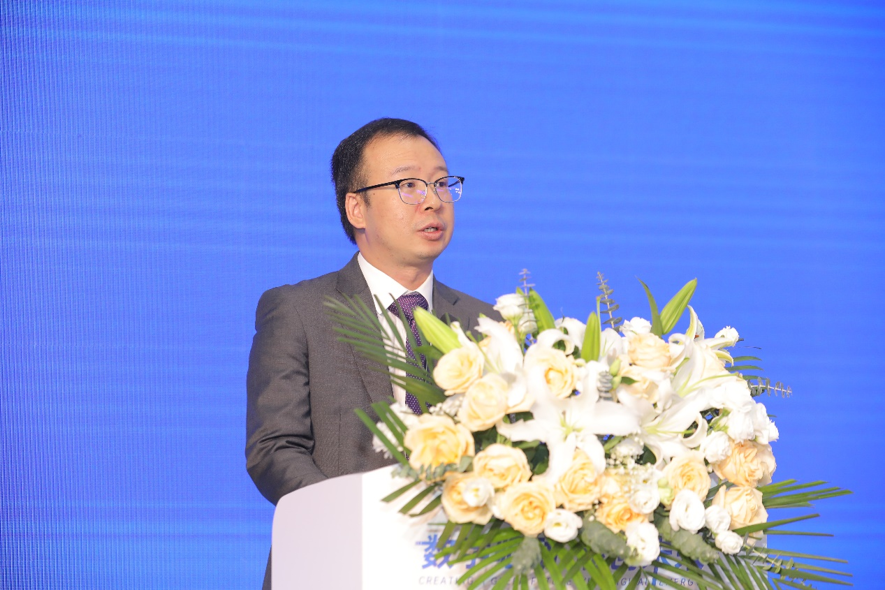 陈志锋在致辞中表示,随着中国能源结构持续大幅优化,清洁低碳化进程不