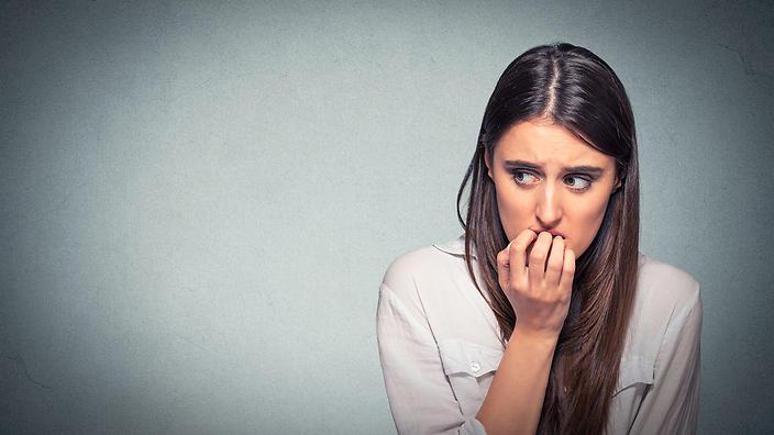 缺乏自信伴有的情绪