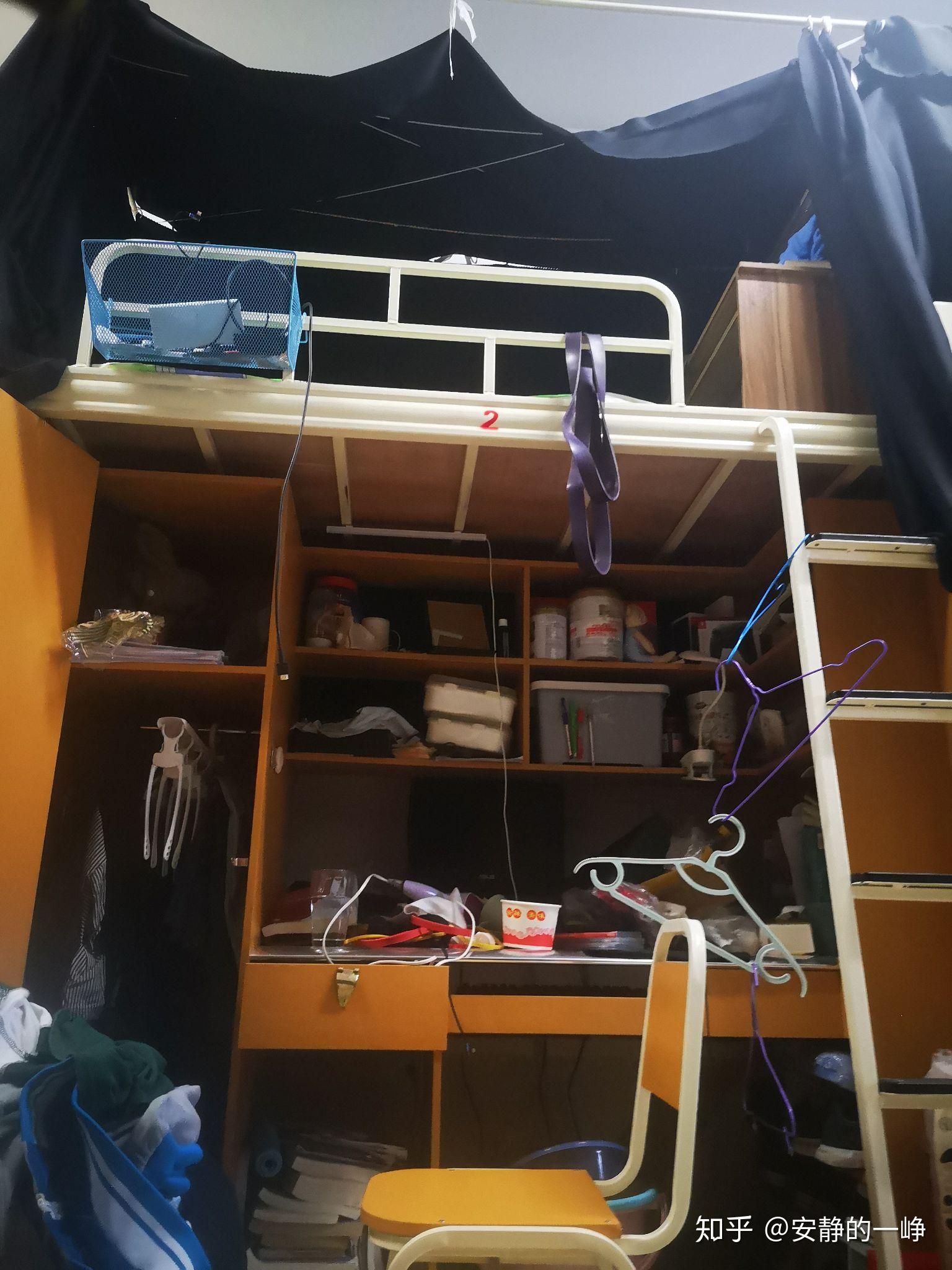 男生宿舍可以有多乱? - 知乎