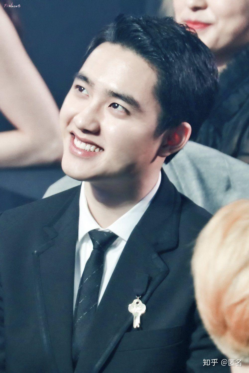 你认为都暻秀solo专辑会是什么风格?成绩会怎么样?