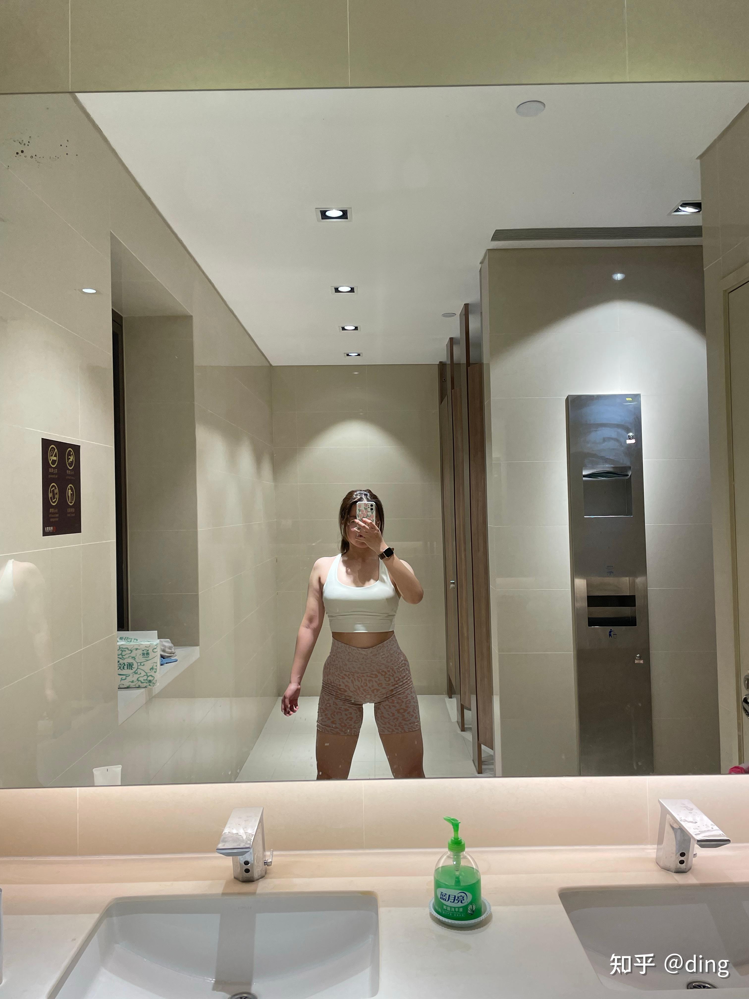 身高160165体重120130斤爱健身的妹子你们的身材是什么样的