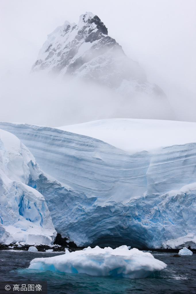 摄影一组难得一见的冰川摄影作品带你走进现实版的冰川时代