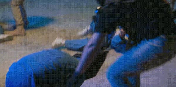 《操控游戏》复仇爽剧＋大逃杀！