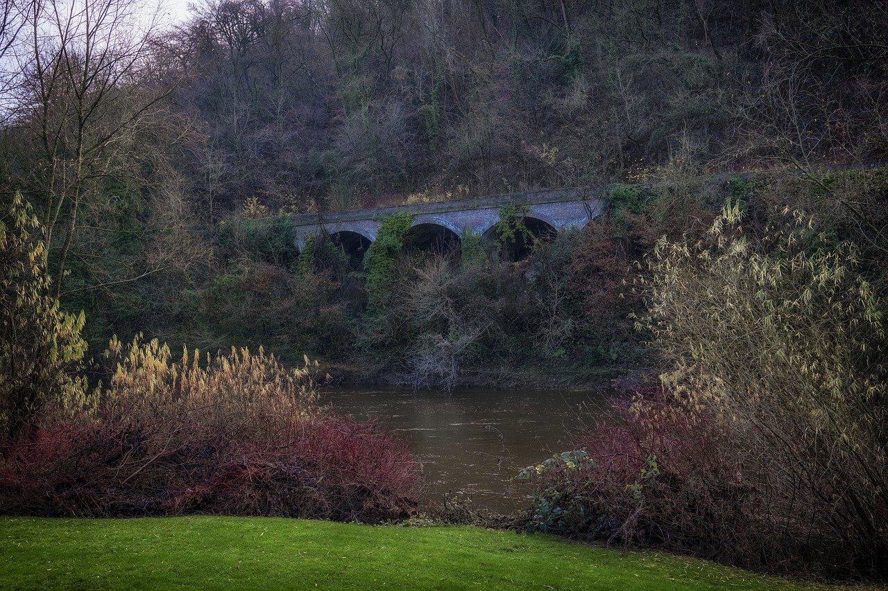 2. 精装修品质住宅