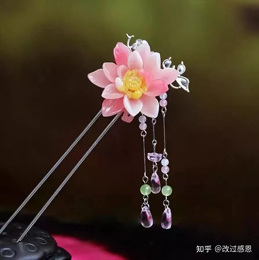 人生哪能多如意万事但求半称心下联 v2-c5c1d45bcc32c02f56e728e4094b6808_r.jpg