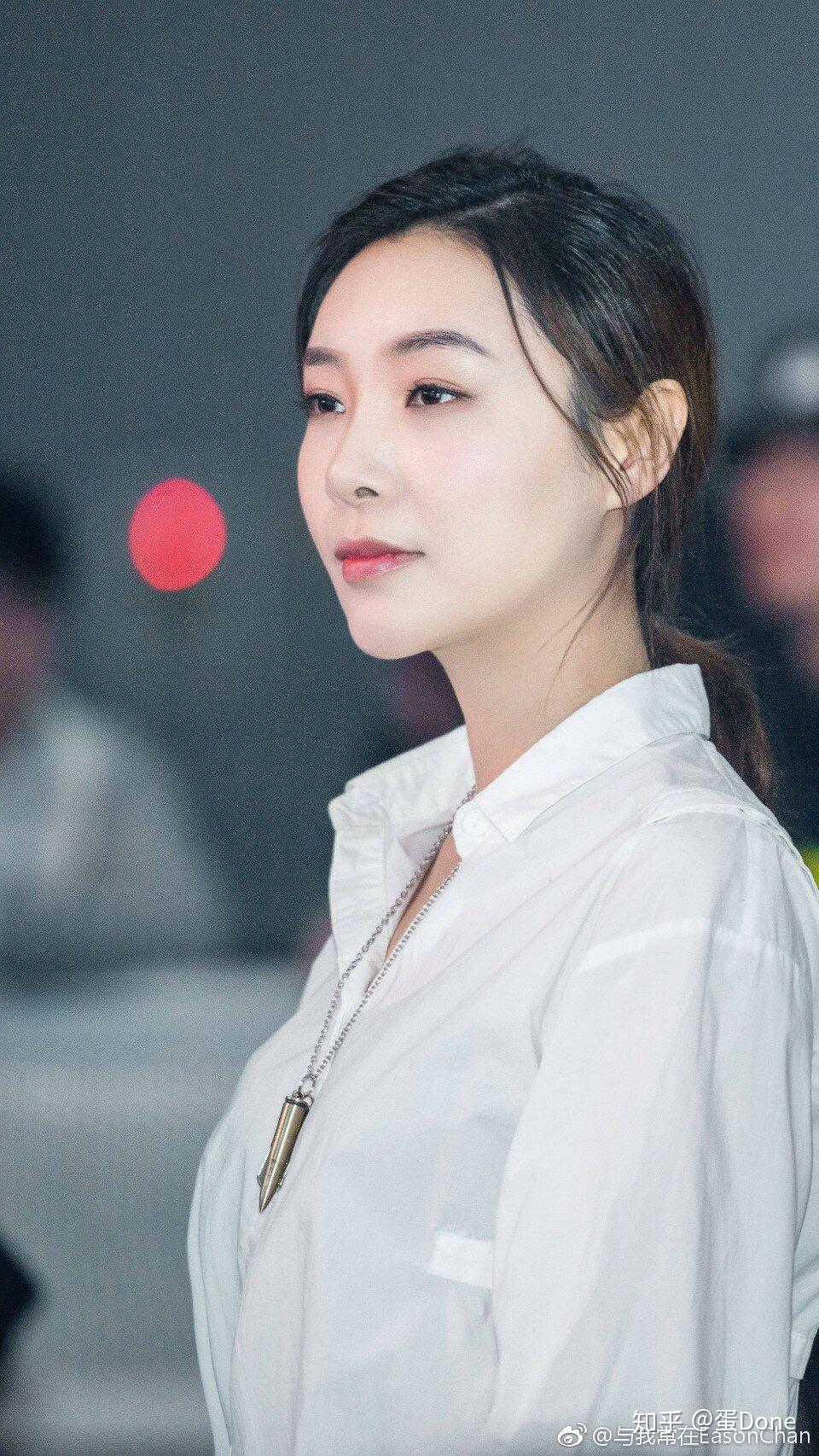 有哪些女流66的游戏解说和直播内容是惊艳到你或让你有所回味的?