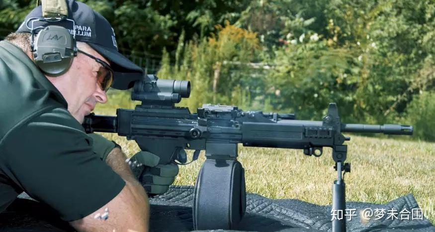 对以色列陆军的内格夫轻机枪如何评价