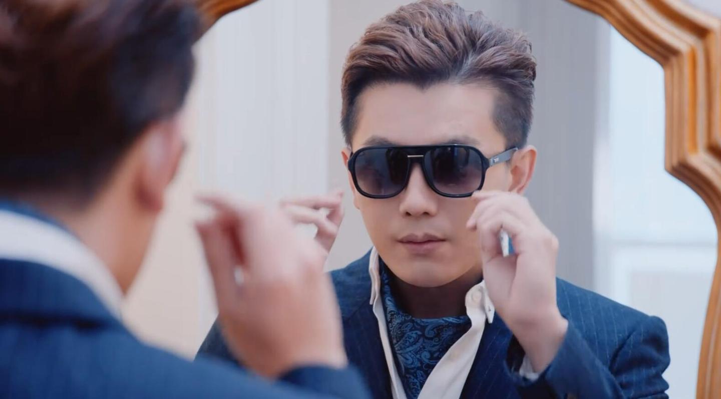 超越年龄的演技 25岁李亭哲驾驭 海上繁花 城府世故林向远 知乎