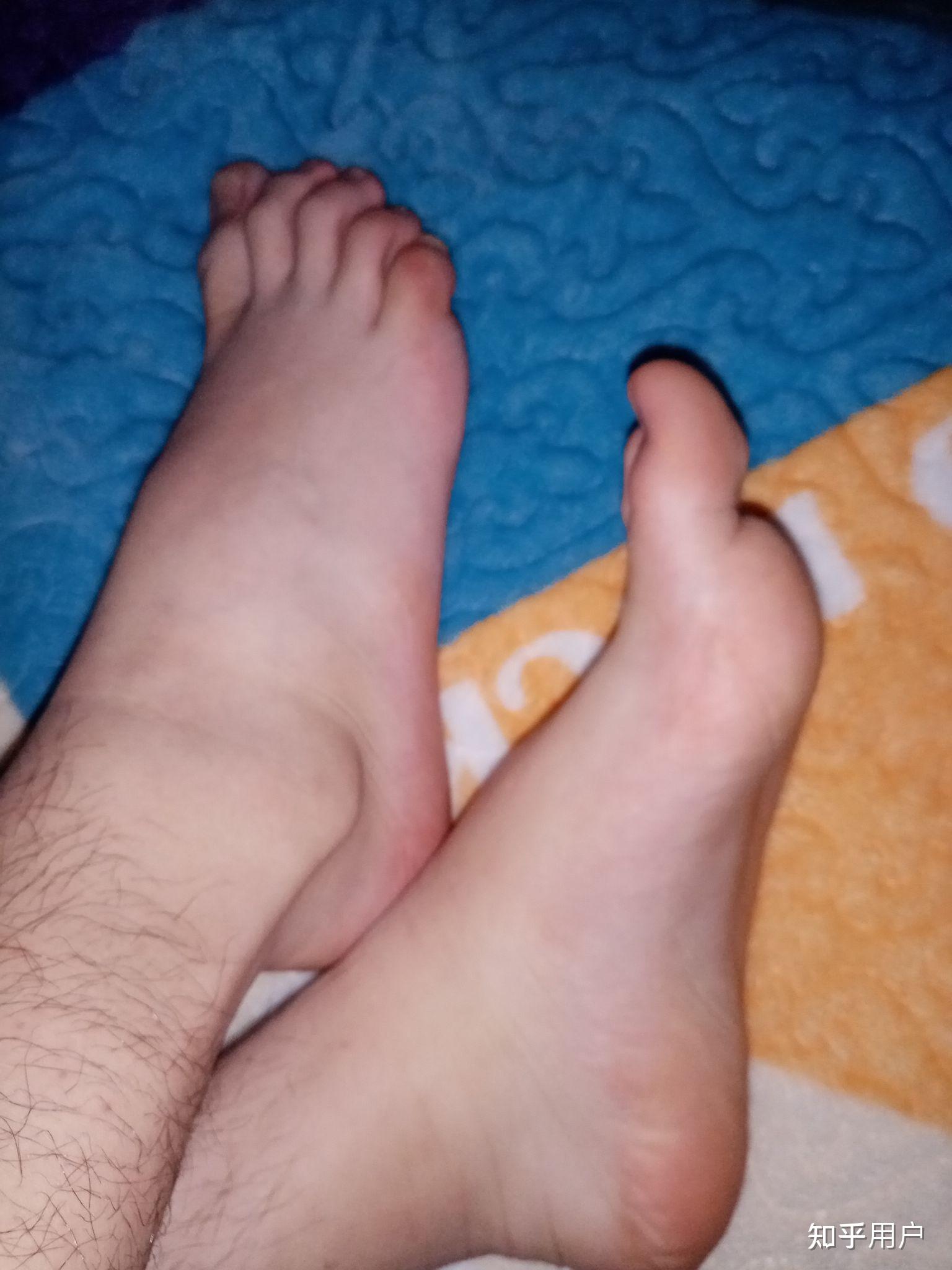 男孩子有一双好看的脚是一种什么样的体验? - 知乎