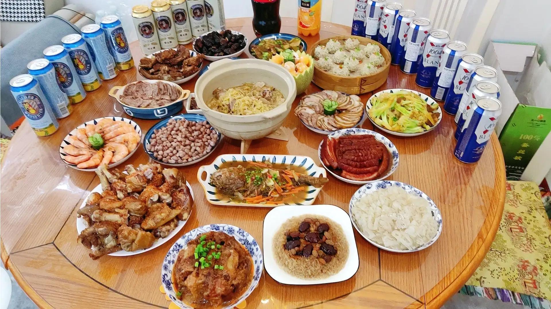 如何看待故宫角楼餐厅推出年夜饭一桌6688元