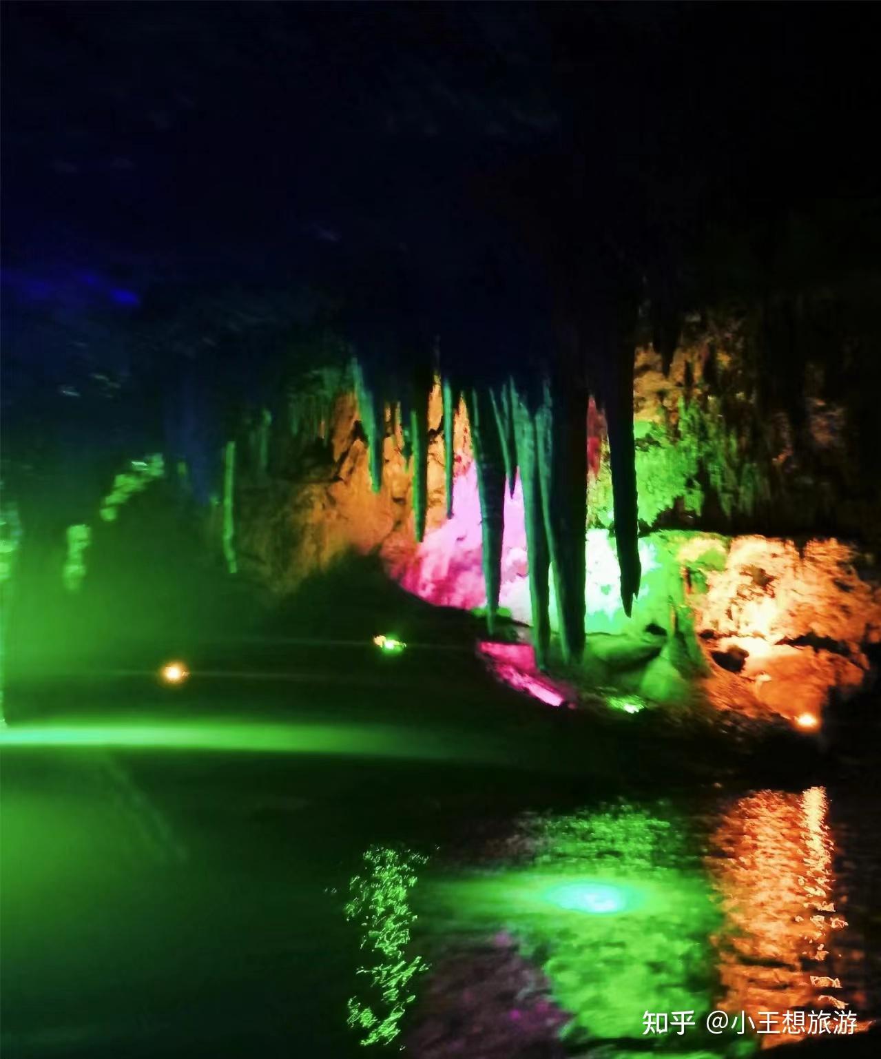 本溪水洞：世界上可乘船游览的最长溶洞